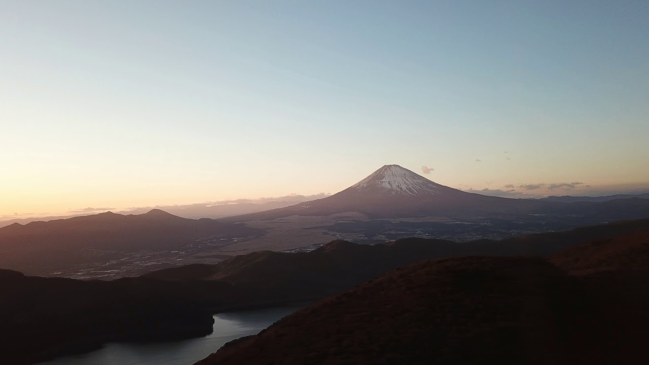 [ 4K ] Lake Ashi, Hakone and Mt. Fuji - Drone's Eye View