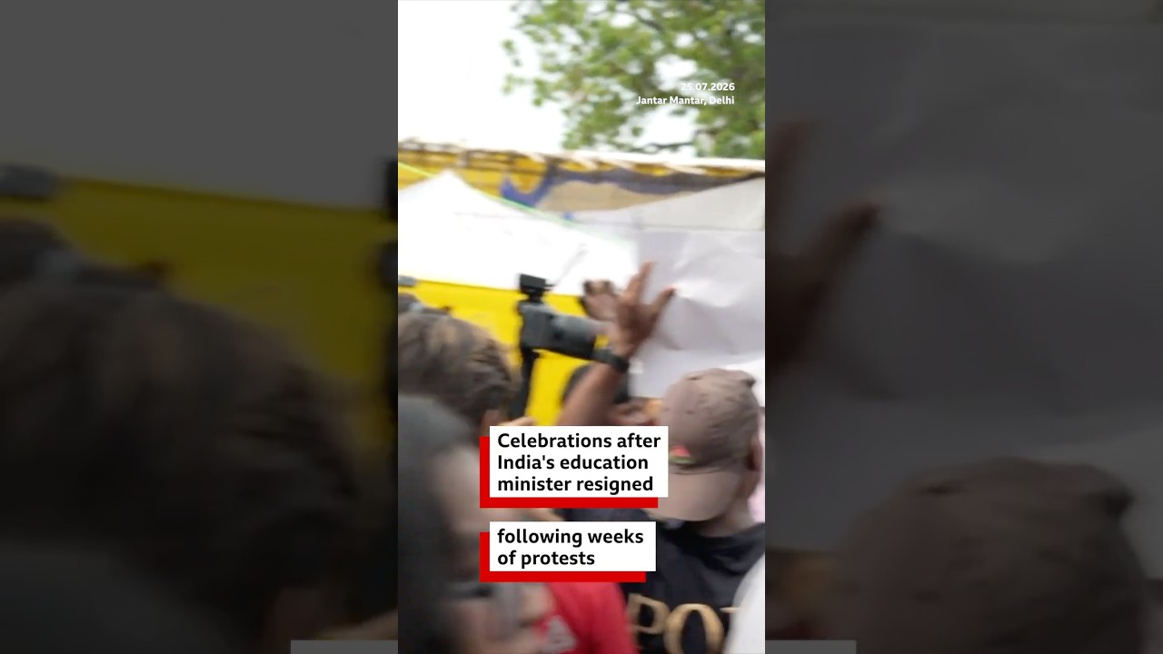 Scenes from Delhi after India's education minister resigned | BBC News India