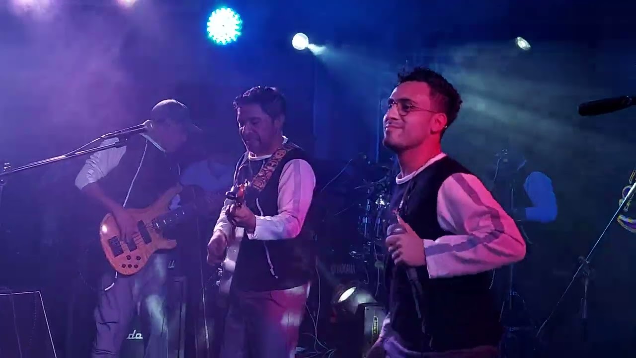Felipe Barrientos Y La Gente Buena - Llorar Quedito, Motivos