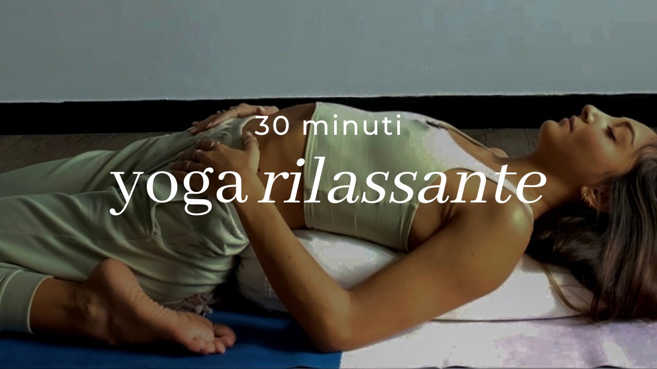 30 MIN YOGA RILASSANTE // Yin Yoga per il ciclo mestruale | Alessia Neri