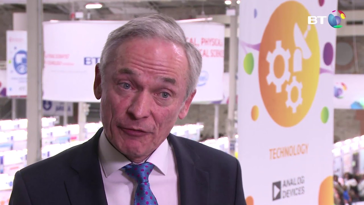 Minister Richard Bruton visits BT Young Scientist and Technology Exhibition 2018