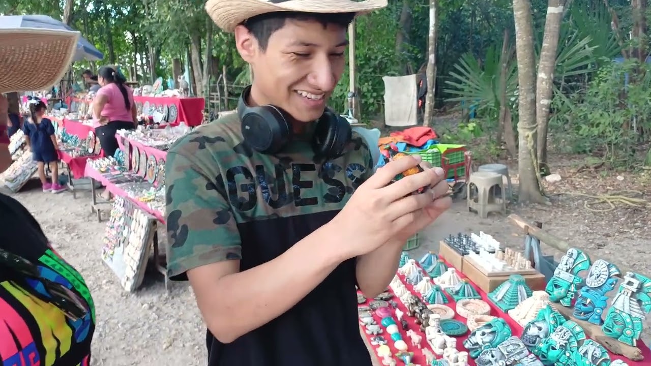 04/01/2026 Compras en Chichen Itza