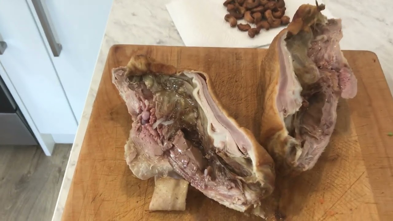 Deboning a whole cooked duck