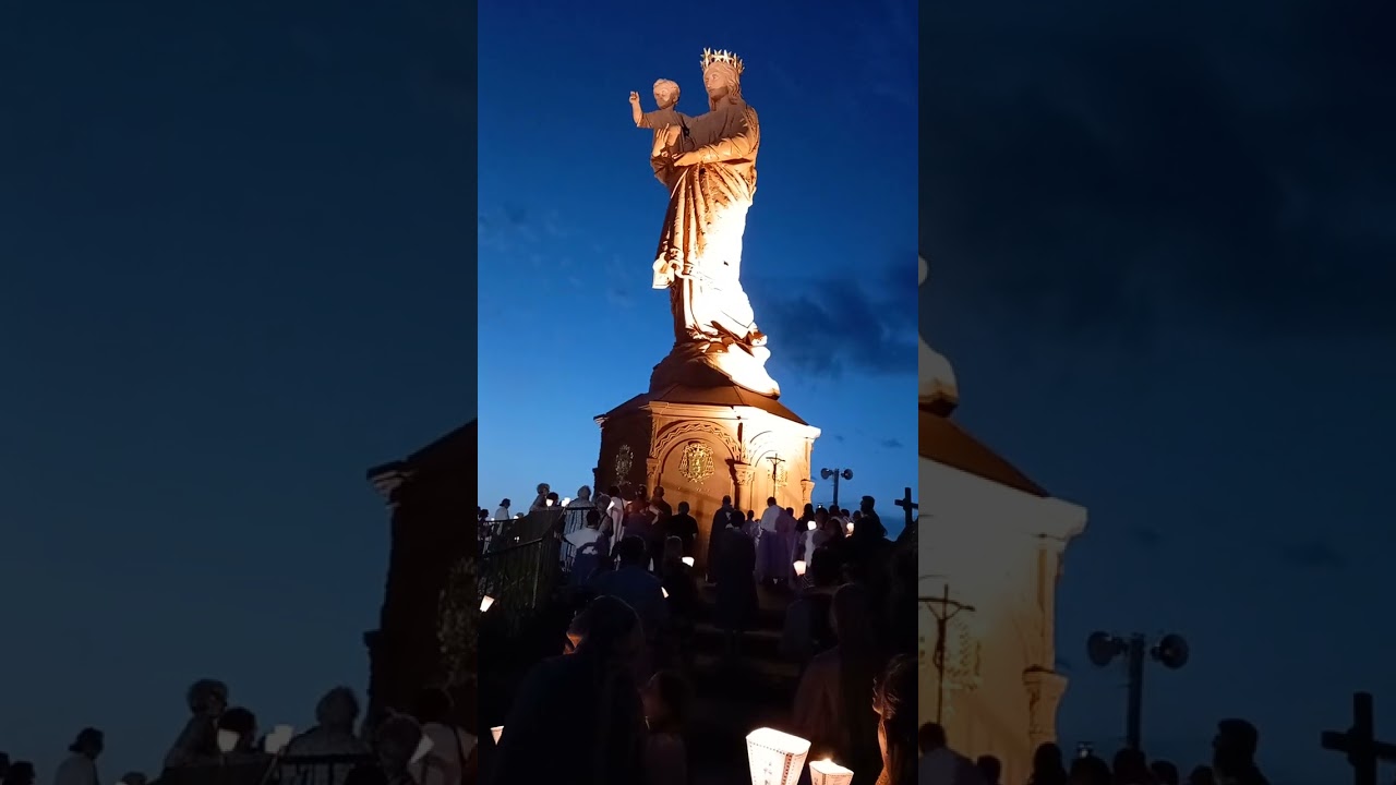 Salve Regina Procession à Notre-Dame de France. Le Puy en Velay #salveregina