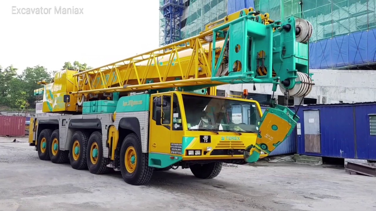 160Ton Mobile Crane Setting Up Before Hoisting - Terex Demag AC160