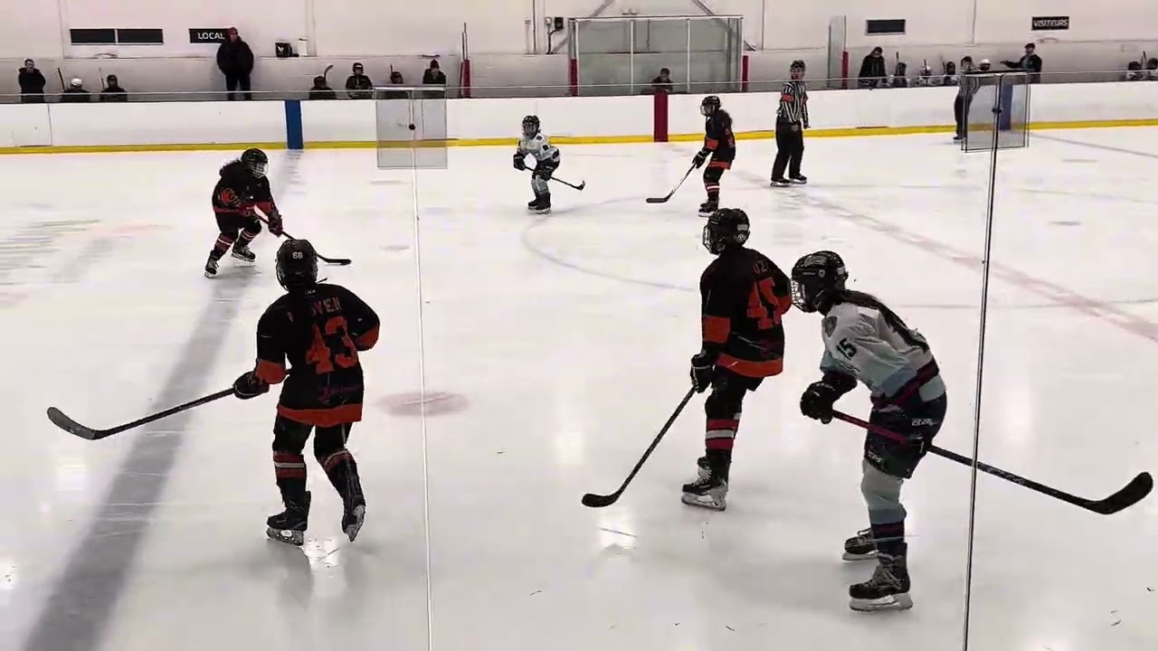 Hockey M15 B 2025-2026 : St-Laurent. Vs Storm Gris 