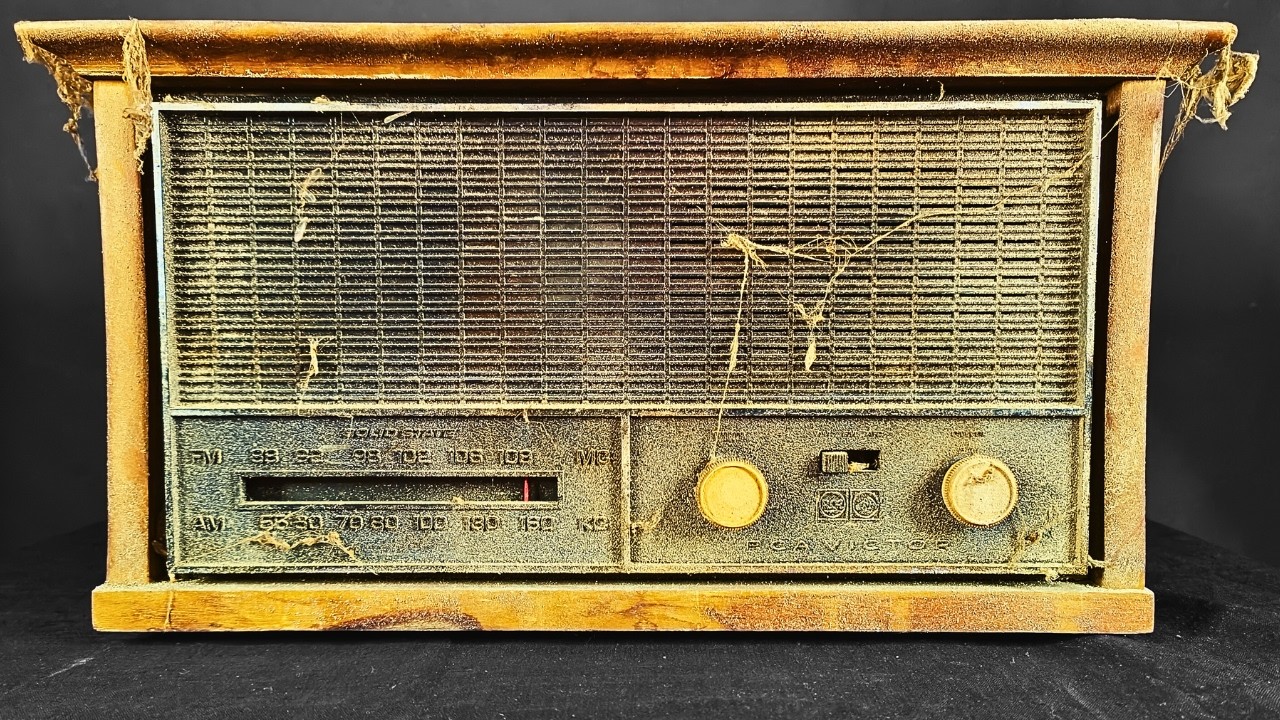 1967 AM-FM Vintage Radio Restoration