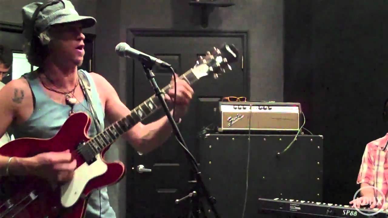 Jimbo Mathus 