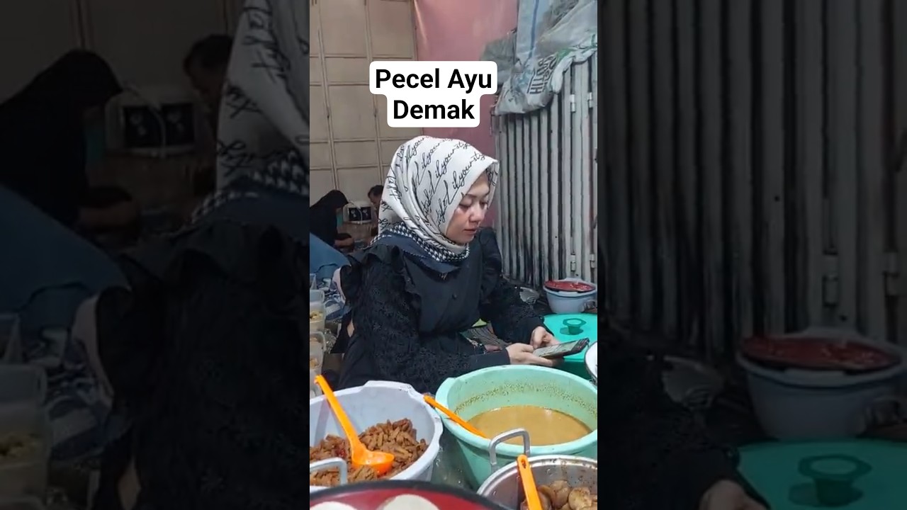 Nasi Pecel depan Pasar Mranggen Demak Jawa Tengah #kuliner #streetfood #kulinerjawa #jawatimur