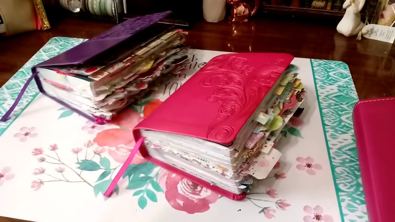 Flip through of my theme Bible #flipthrough #bible 📚