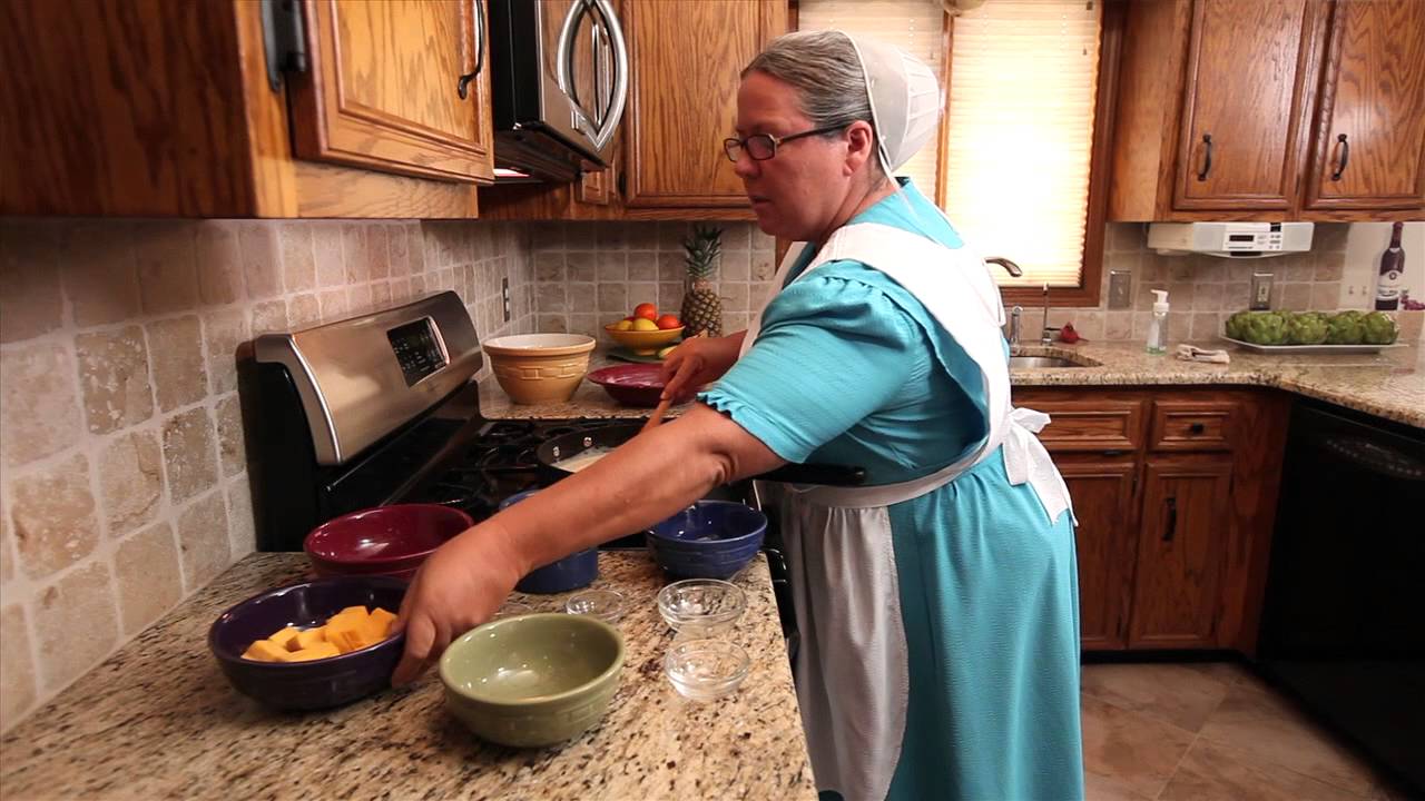 Macaroni and Cheese, Featured in Simply Delicious Amish Cooking - Sherry Gore