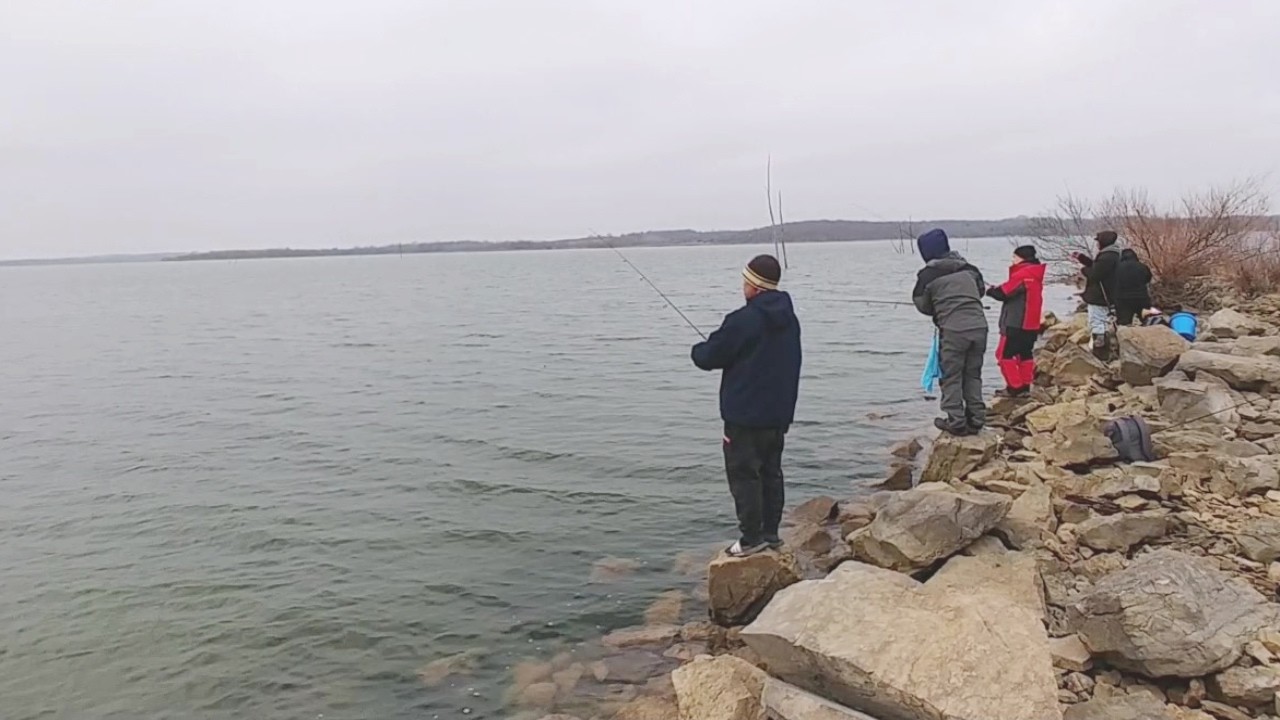 Early Crappie Fishing From The Bank. EP 252
