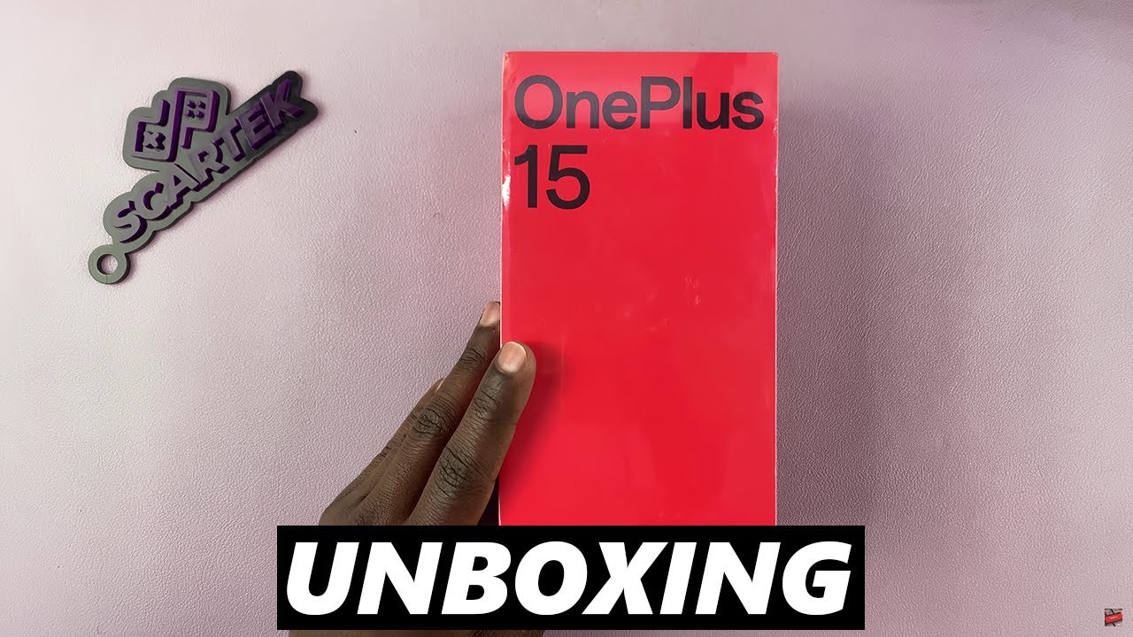 Распаковка OnePlus 15 &mdash; что в коробке?
