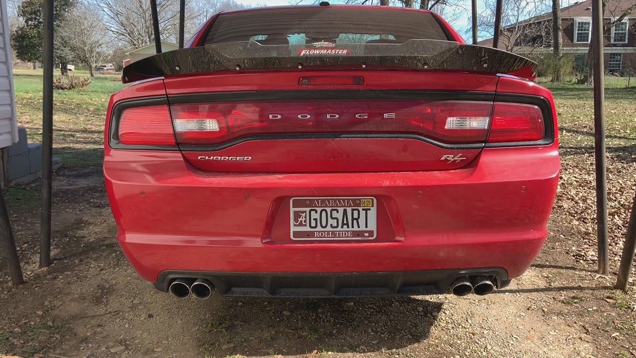 2012 Dodge Charger RT Straight Piped Vs. Stock Exhaust (V8 HEMI)