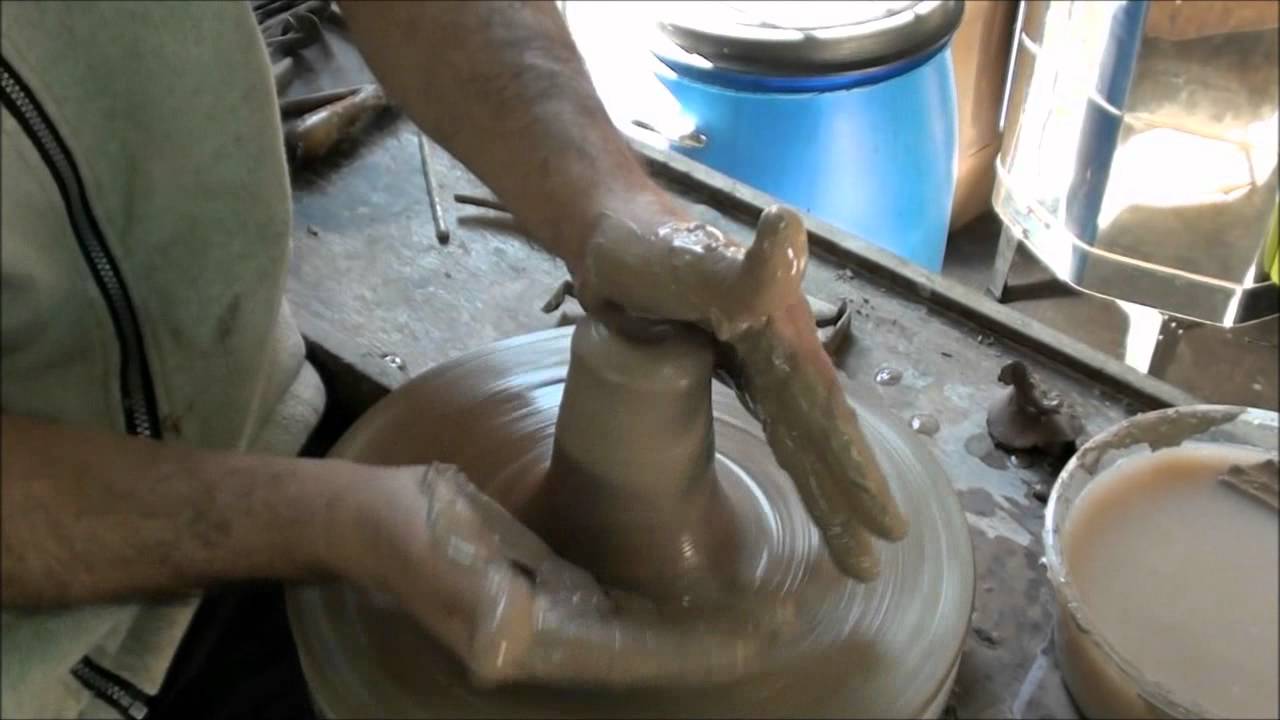 Alfareria : Practicas despues del centrado .Francisco Lorusso.Video 4