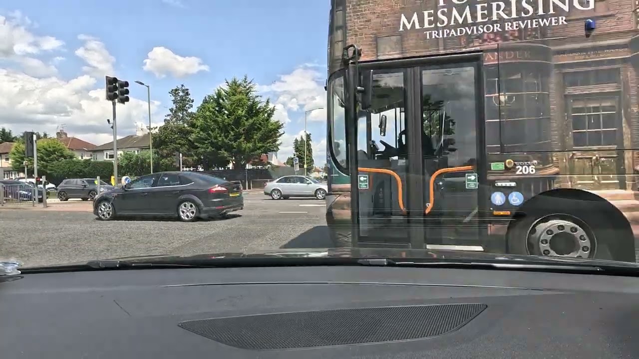 Watford Test Route - Woodmere Avenue Crossroad