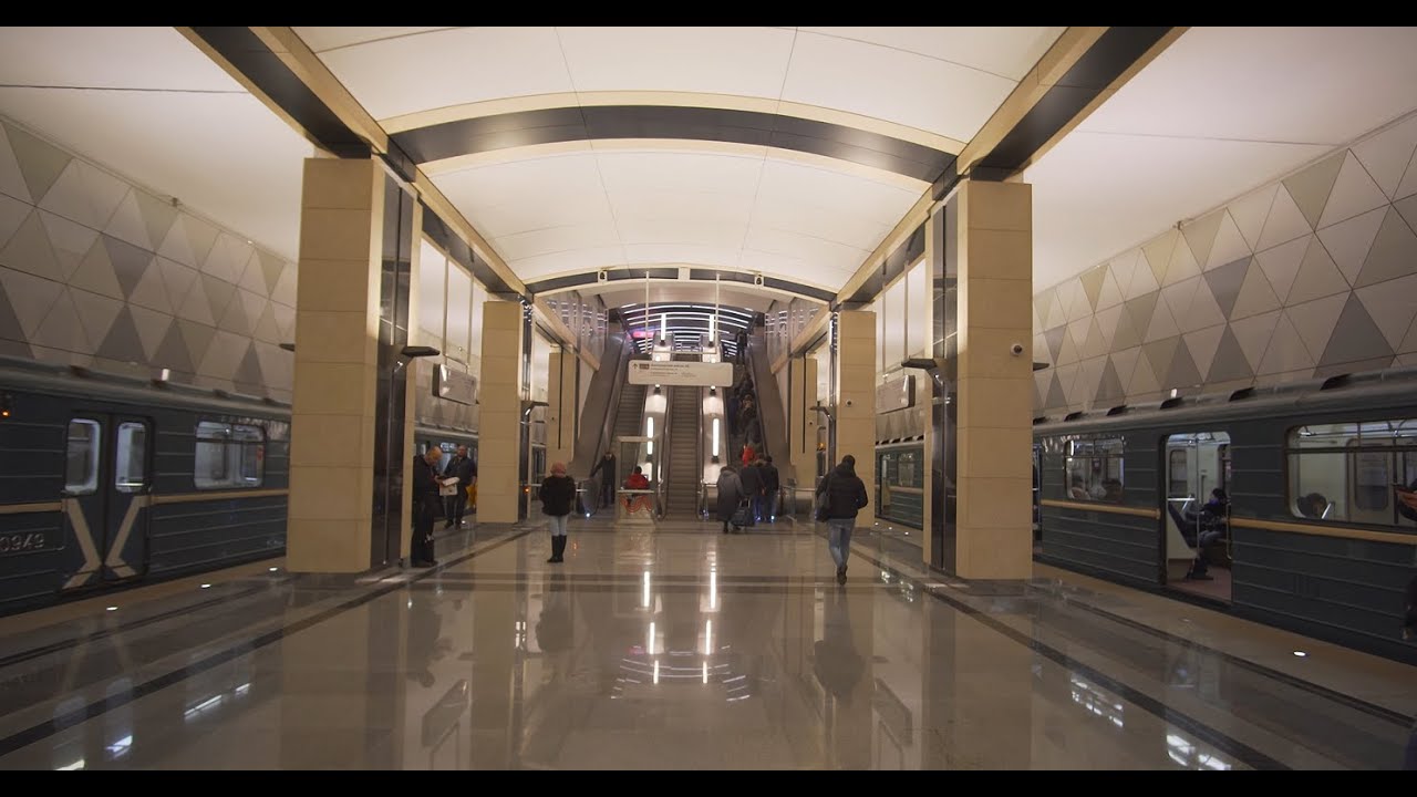 Russia, Moscow, Metro night ride from Верхние Лихобры to Сельтерская
