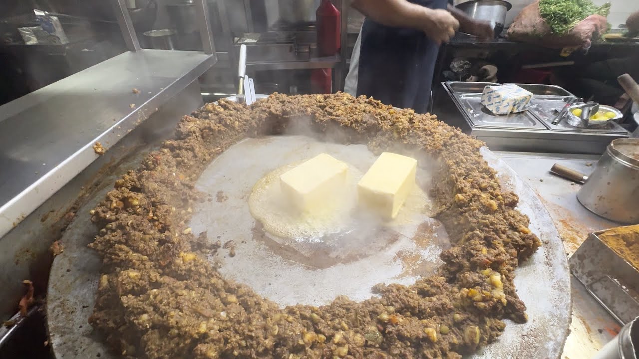HUGE BLACK PAV BHAJI | LOADED BUTTER | BULK MAKING | INDIAN STREET FOOD