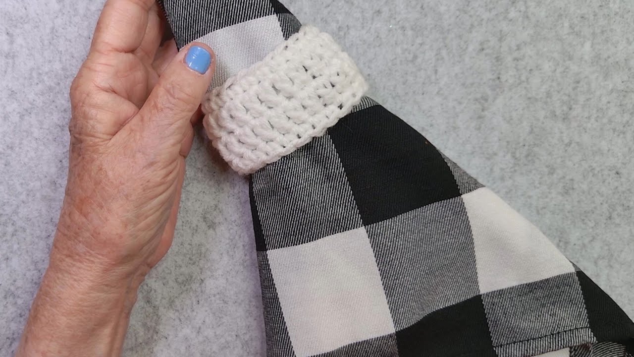 From Yarn to WOW! In 15 Minutes 🌟Crochet This Chic Napkin Ring & Master 3 Must-Know Stitches