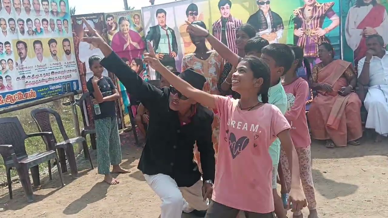 Real MGR dance 🩰 ?? உண்மையான எம்.ஜி.ஆர் நடனமா? 🤔😁👑👌 #tn #mgr #admk #tamil #tv #news #tiktok #tirupur