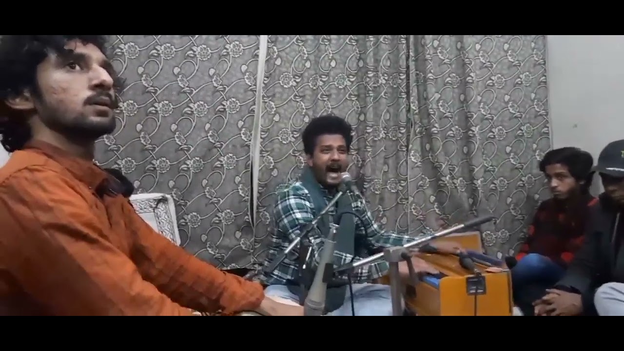 Ghazal Tujko Paya toh Yah Jahan Paya by Aamir Jackson And Tabla Accompanied by Asher Shehzad