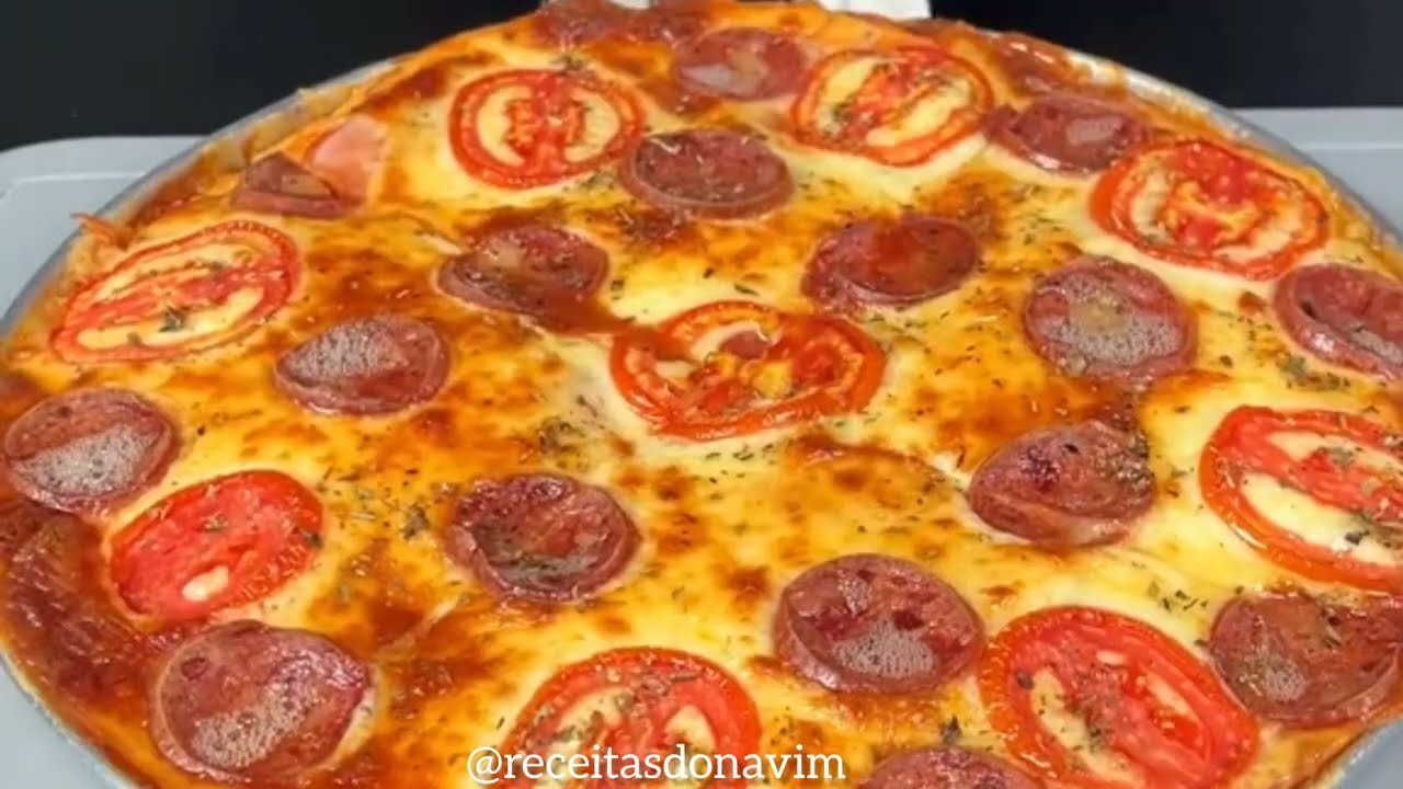 PIZZA DE LIQUIDIFICADOR SUPER FÁCIL I RENDE DUAS PIZZAS