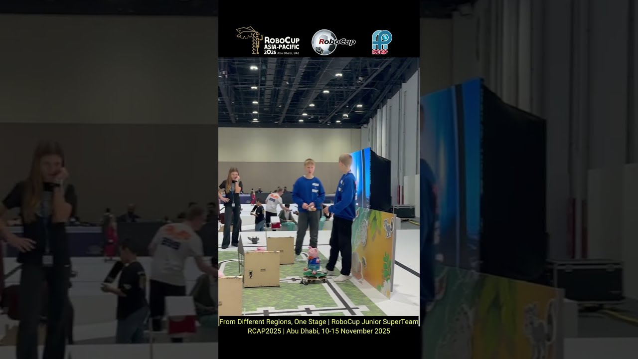 Из разных регионов, одна сцена | RoboCup Junior SuperTeam