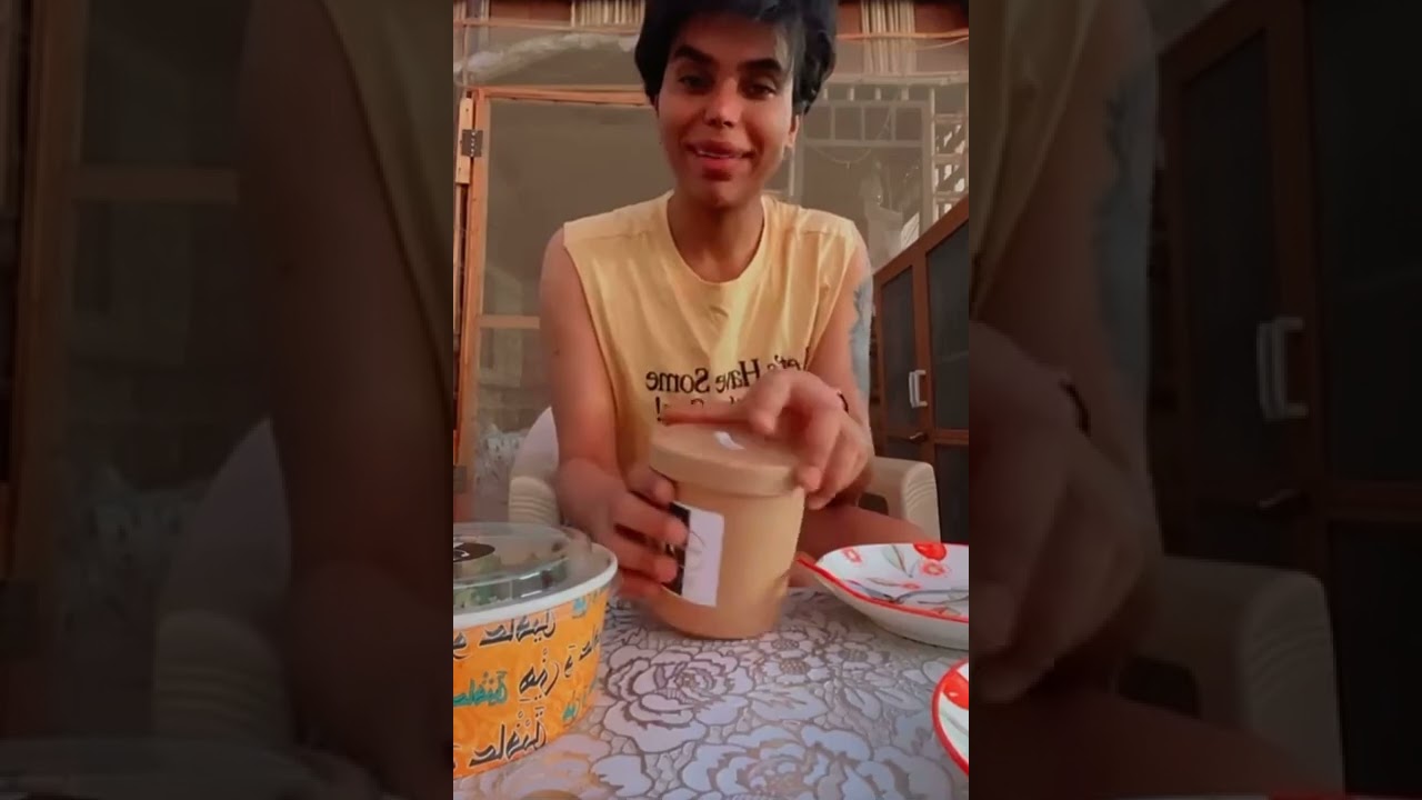 جوزيف ياكل في Garden بيتهم 🌲🤣/ ٢١٢سنابات جوزيف البحريني