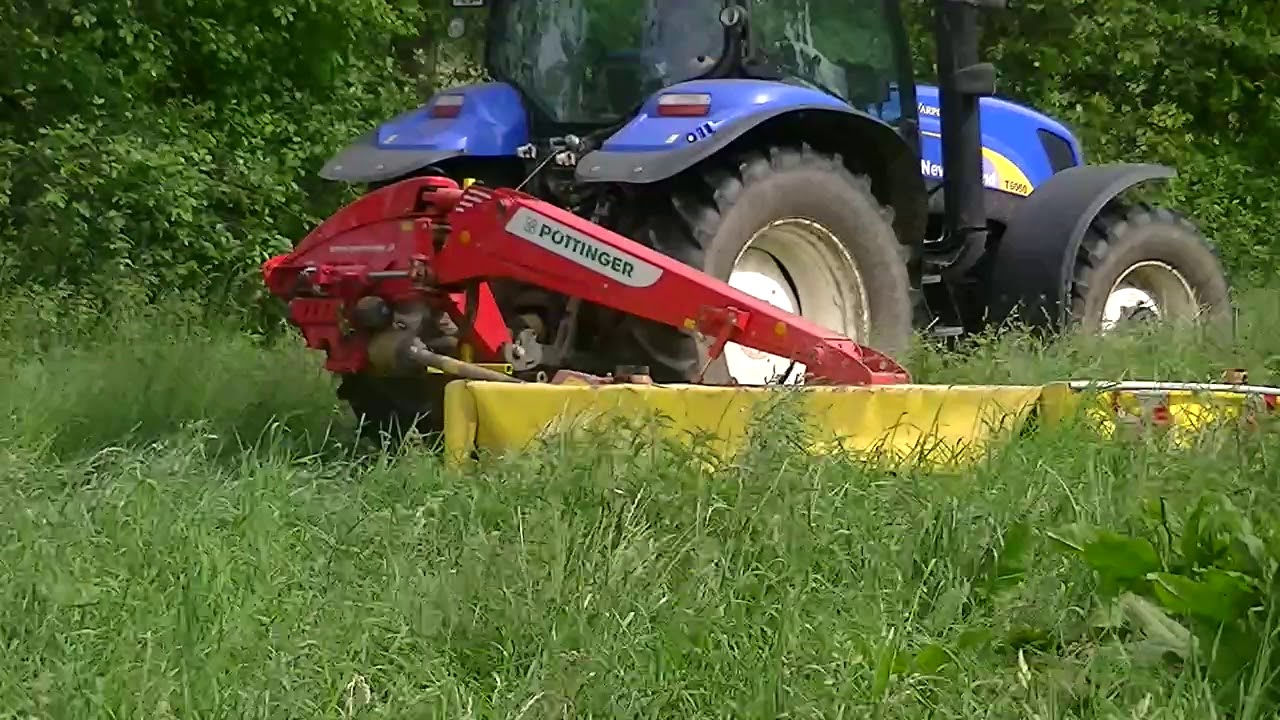 New Holland T6050 i kosiarka Pottinger koszenie trawy