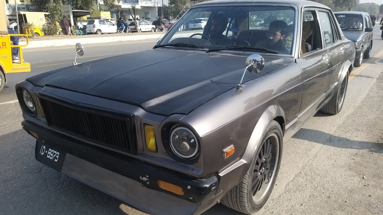 Toyota cressida | antique car lovers | model 1978 out class look car for sale