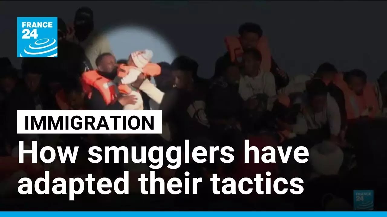How immigrants try to cross the Channel from France to the UK &bull; FRANCE 24 English