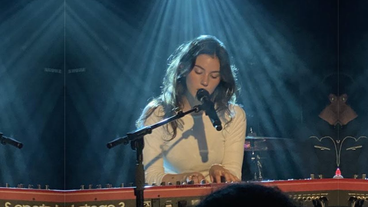 Gracie Abrams - This Is What It Feels Like TOUR (Live from Paris)