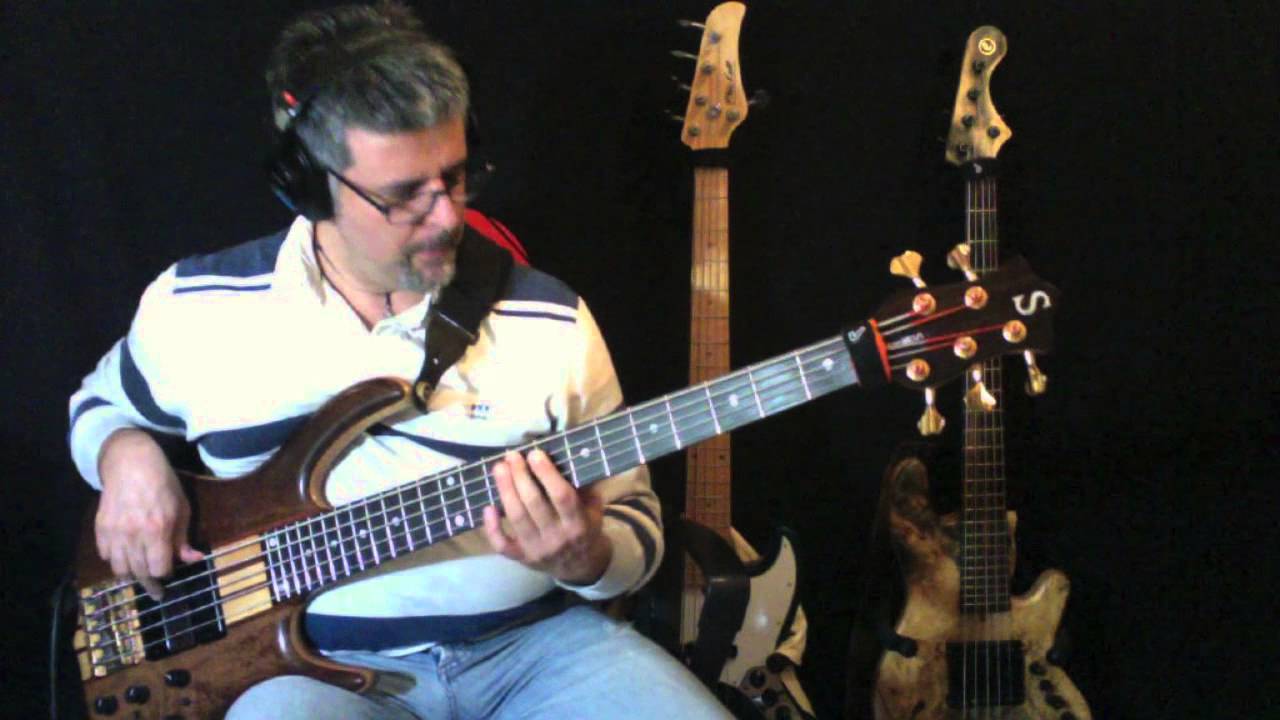 Rosalina live by Fabio Concato bassline by Rino Conteduca with bass Ken Smith BSR5 black tiger