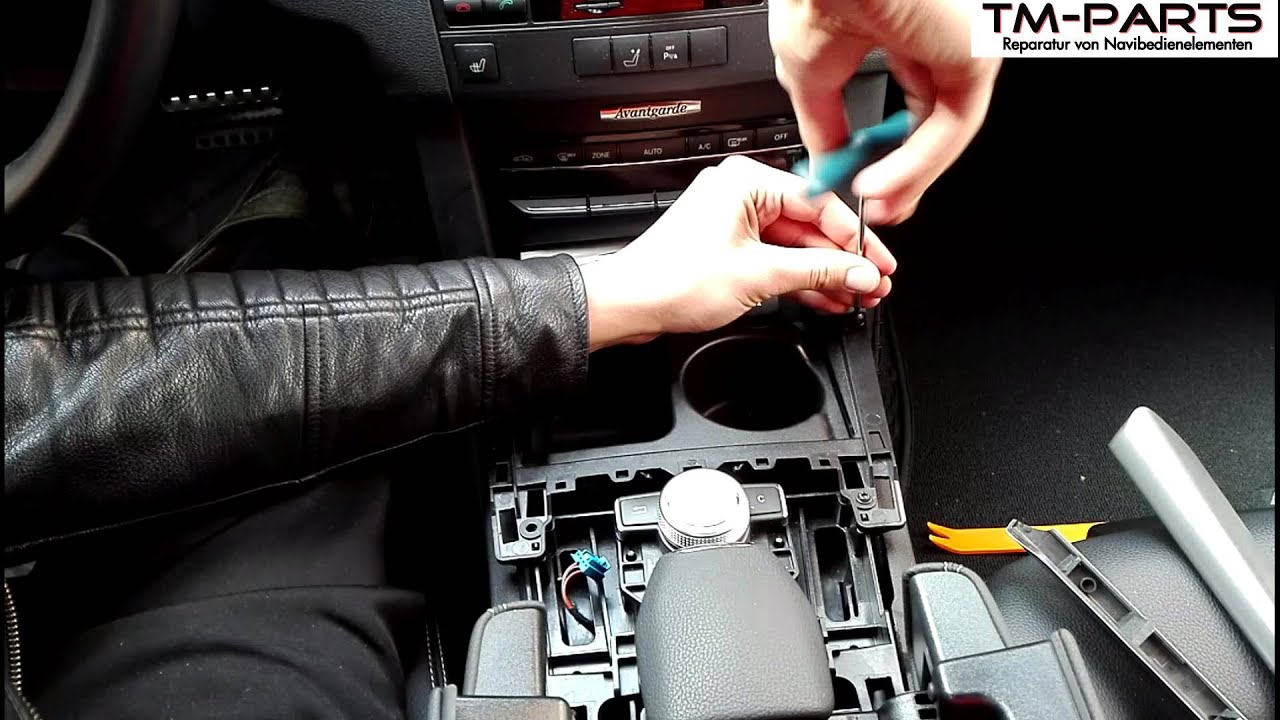 Mercedes E-Klasse W212 Comand Controller ausbauen Automatik TM-Parts