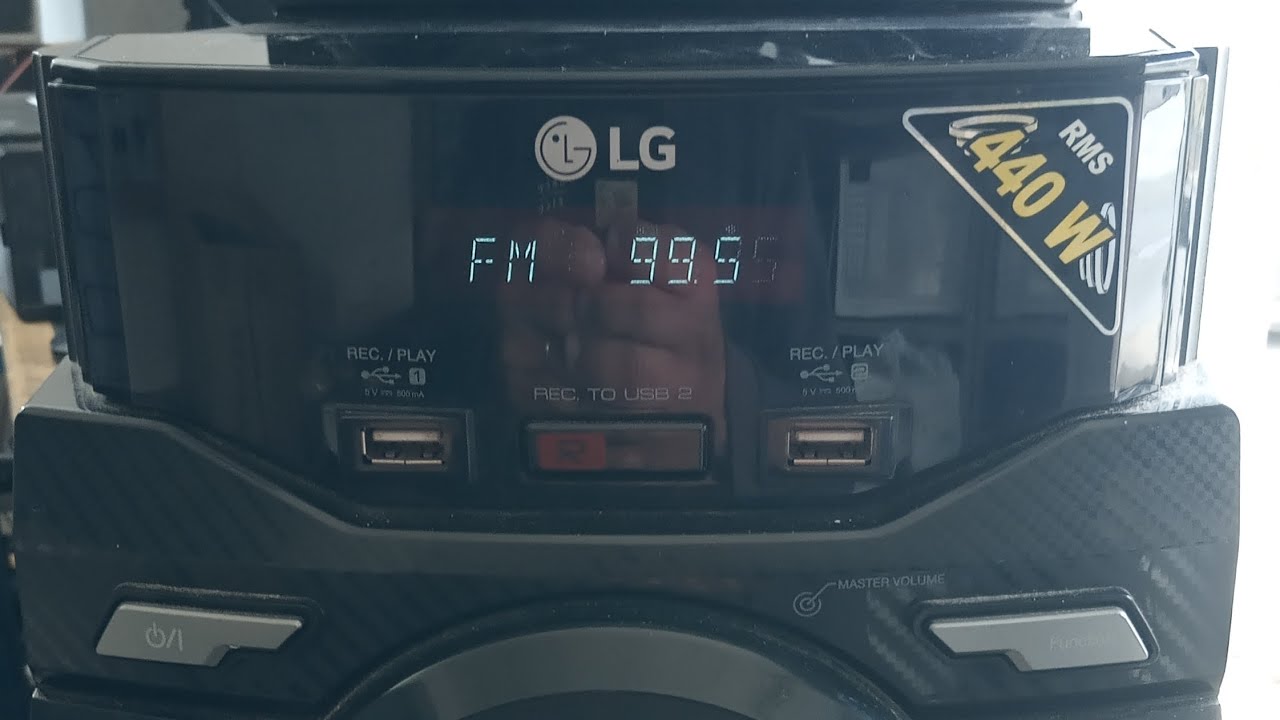 Som mini system LG cm 4450 liga e não tem áudio 