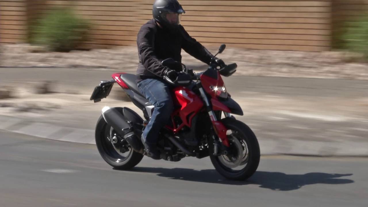 2016 DUCATI HYPERMOTARD 939
