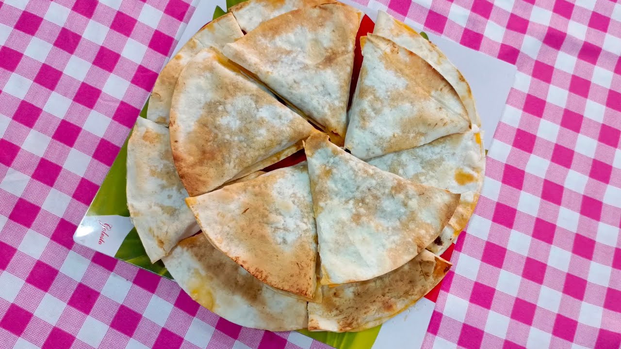 وصفة سريعة التحضير للعشاء بخبز الصاج تذوب في الفم Saj Bread with Minced Meat