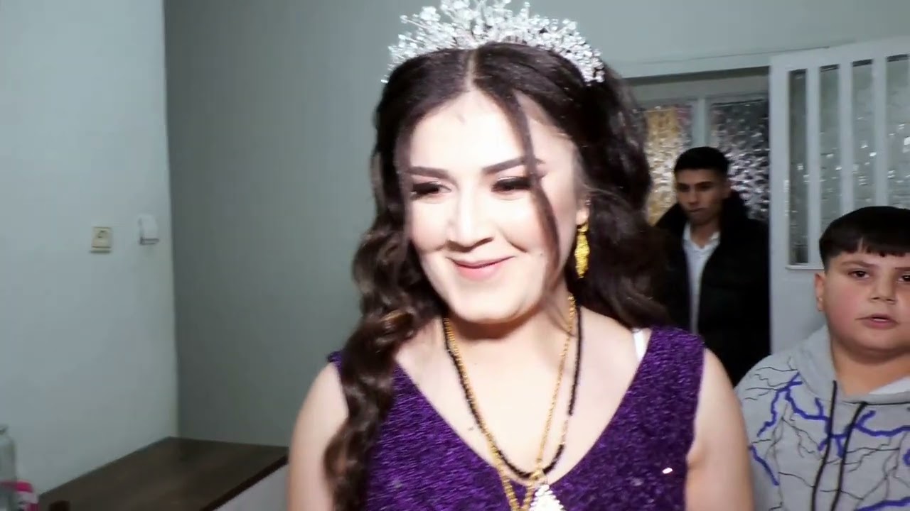 HAZAL İLE FERHAT ARABAN NİŞAN RESİMLERİ