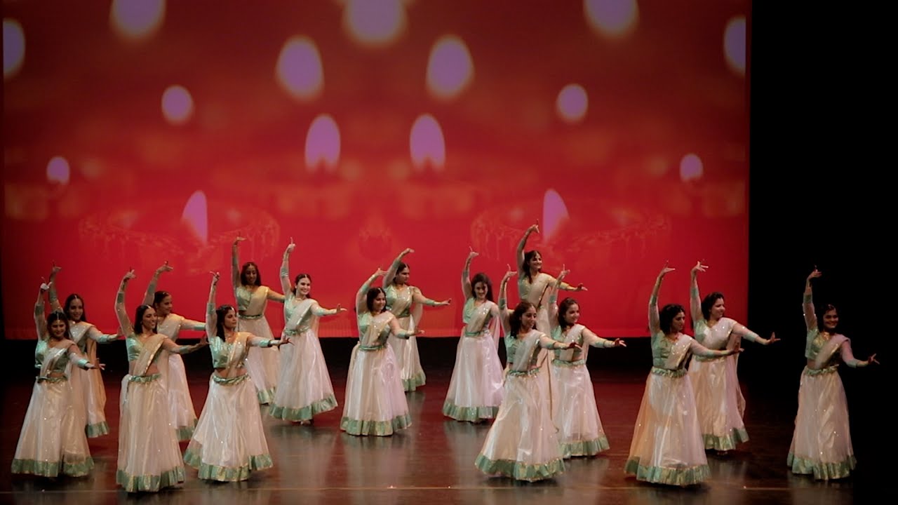Ghar More Pardesia | Choreography by Swati Tiwari | Instagram @bostonbollywood