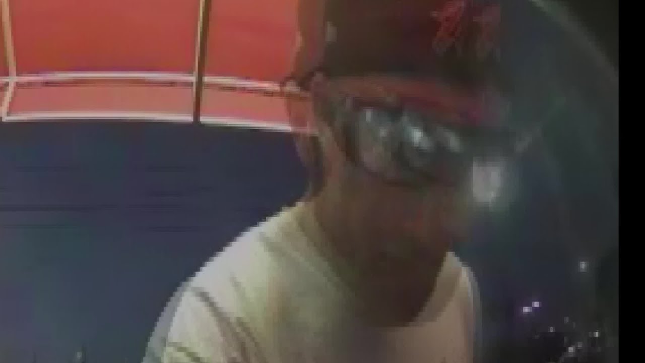 new video released in elderly purse snatching case