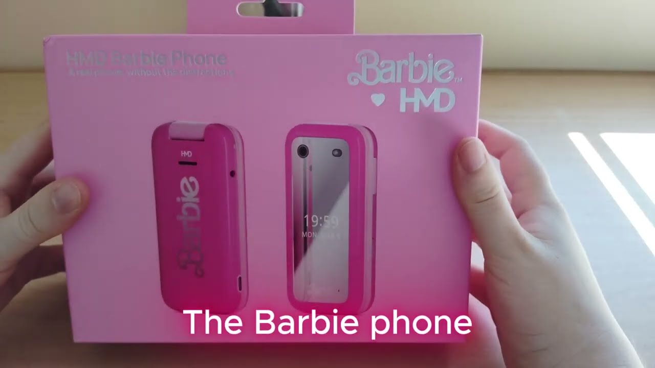 The Barbie flip phone (full introduction)