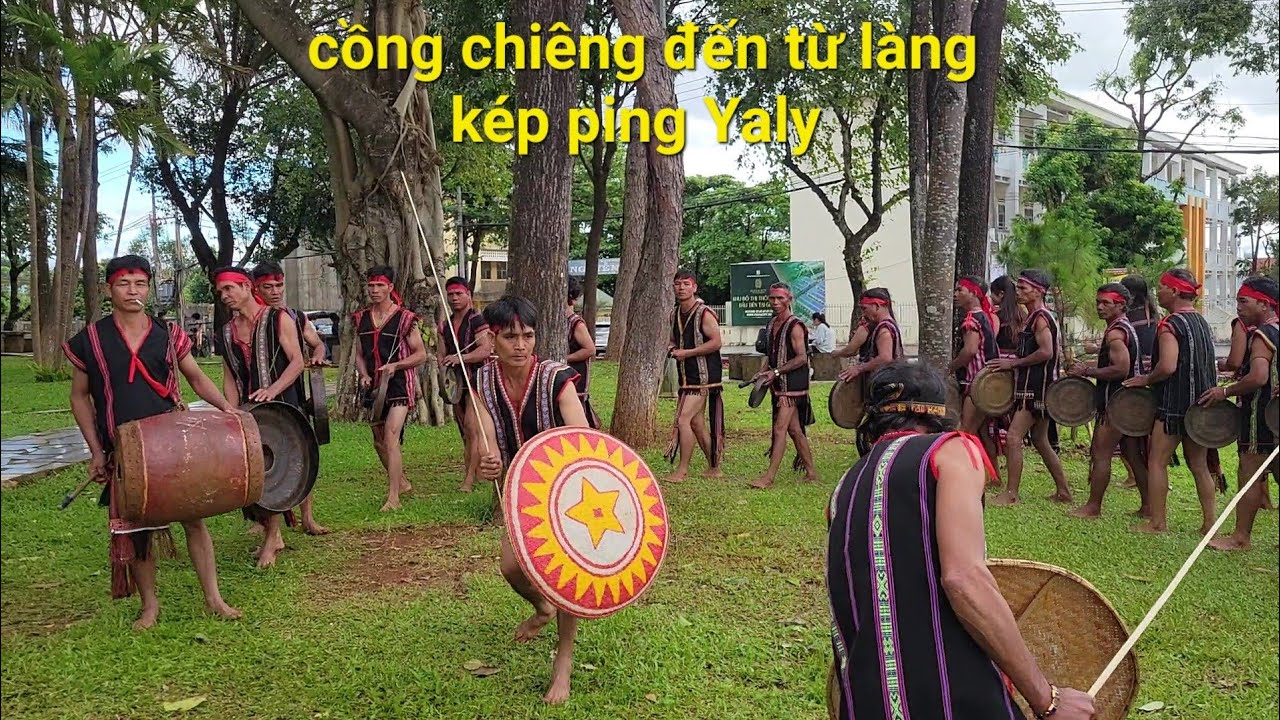 Đội Cồng chiêng làng kép ping nghe rất tuyệt vời. Mời các bạn cùng xem 