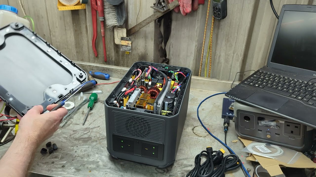 Ugreen PowerRoam 1200 taken apart and a little testing