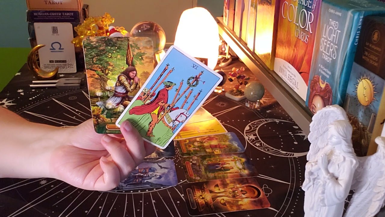 LIBRA ♎ WHO'S COMING TOWARDS YOU! 