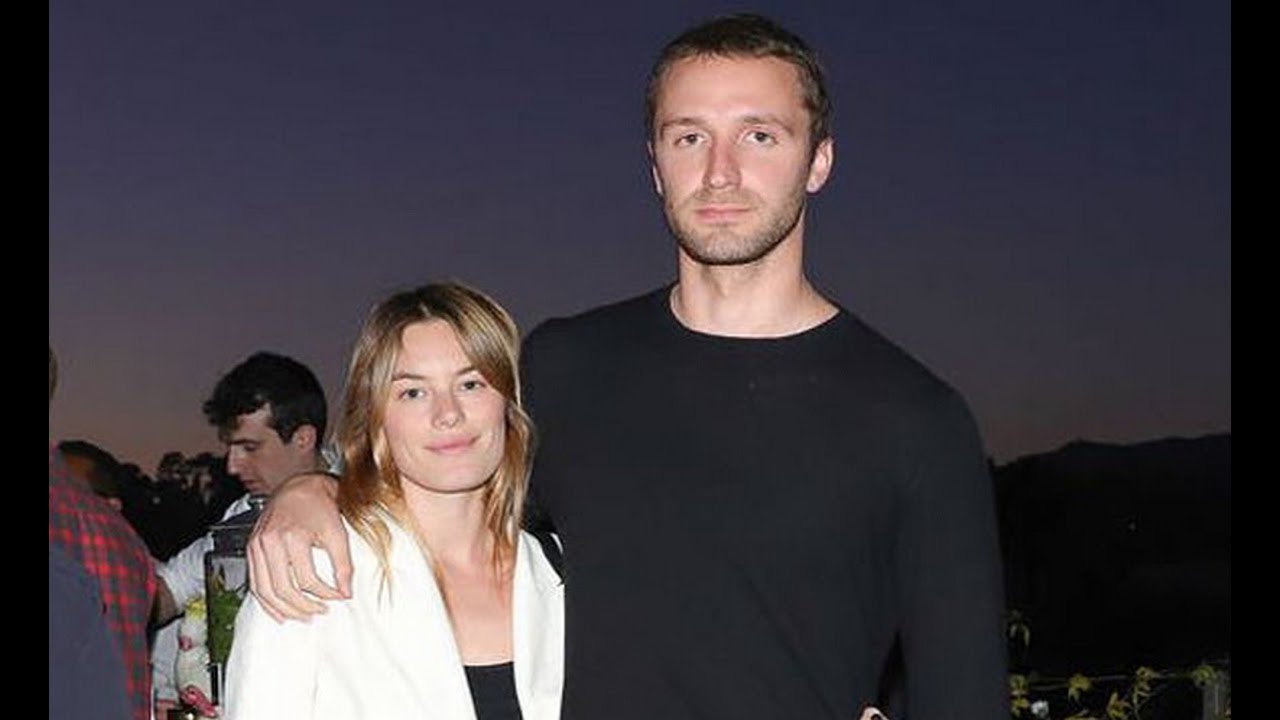 Camille Rowe Boyfriends List (Dating History)