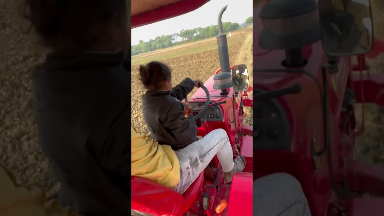 #youtubeshorts #shortvideo #trending #tiktok #tractor #reels #viralvideo #rahul #funny#comedy #viral