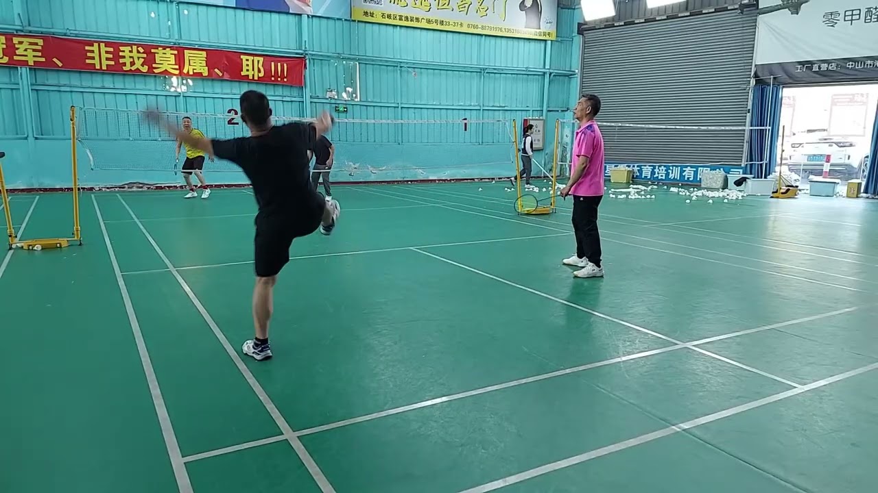 Badminton game, Zhongshan, China 1 11 26 4