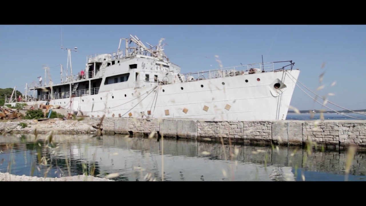 Sinking of admiral ship 