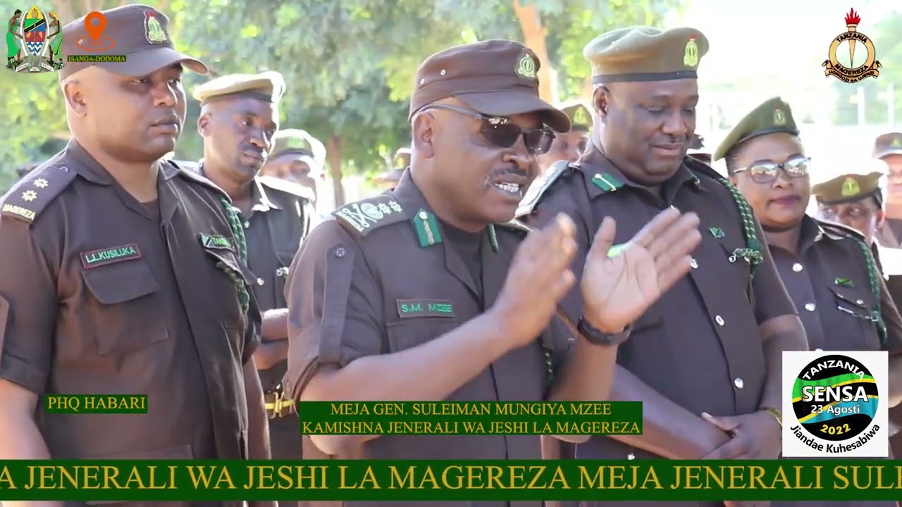 CGP MZEE AFUNGUKA WAKATI AKIZINDUA GARI 