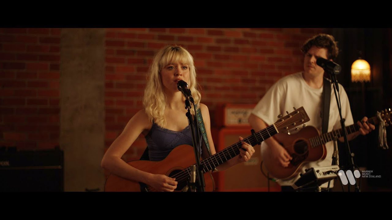 Maisie Peters – John Hughes Movie (NZ Live Acoustic Session)